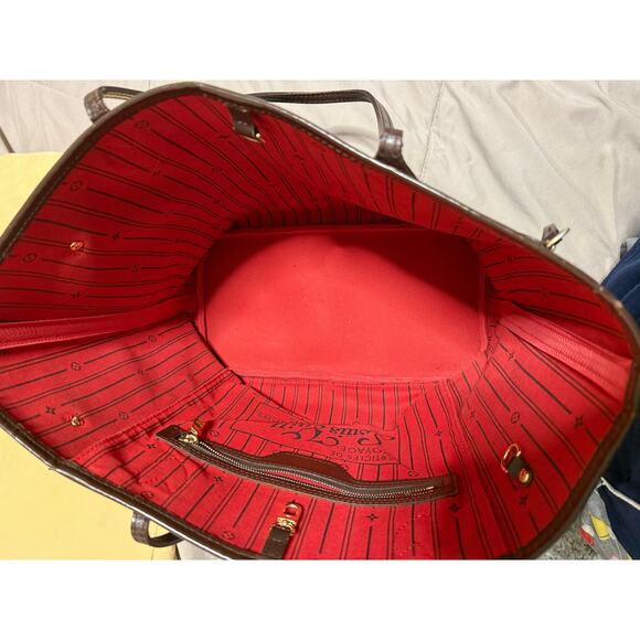 Louis Vuitton Neverfull Damier MM - Picture 7 of 11